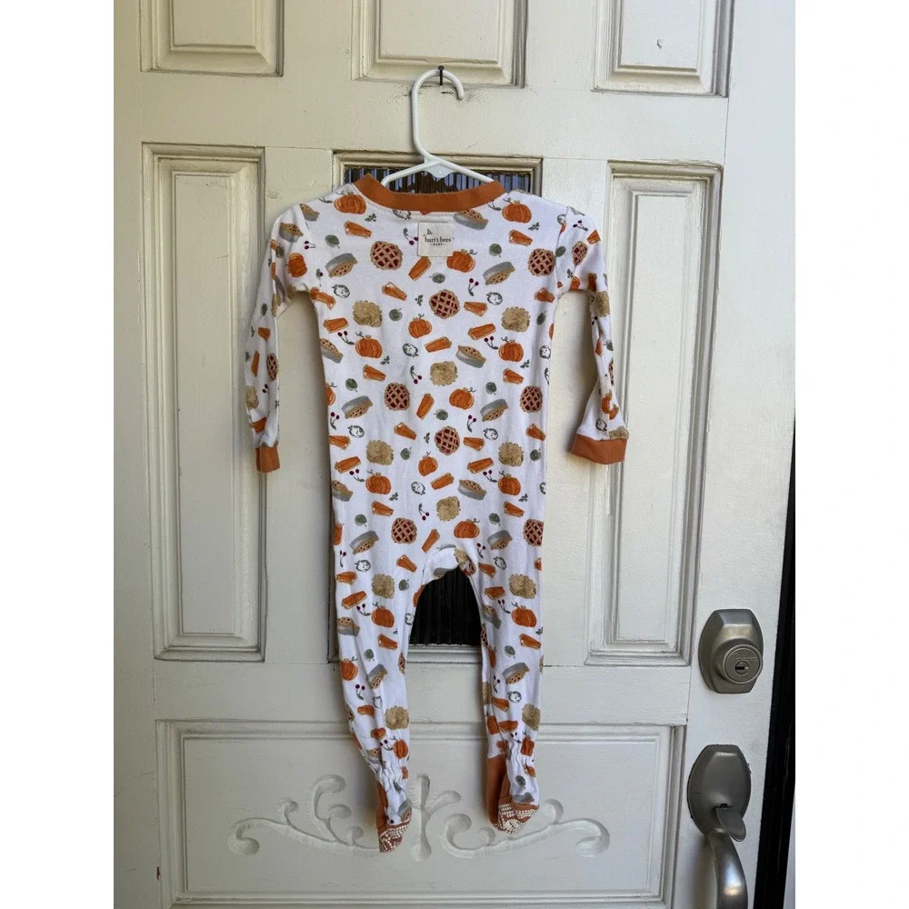 Burt's Bees Baby Thanksgiving Pie Pumpkin Print Footed Pajamas One Piece Sz 12 M